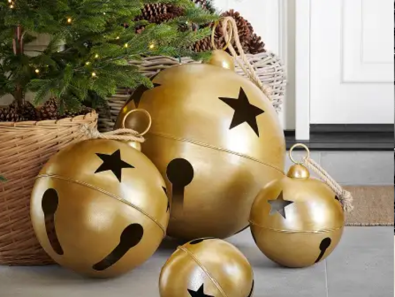 Be on trend this holiday.