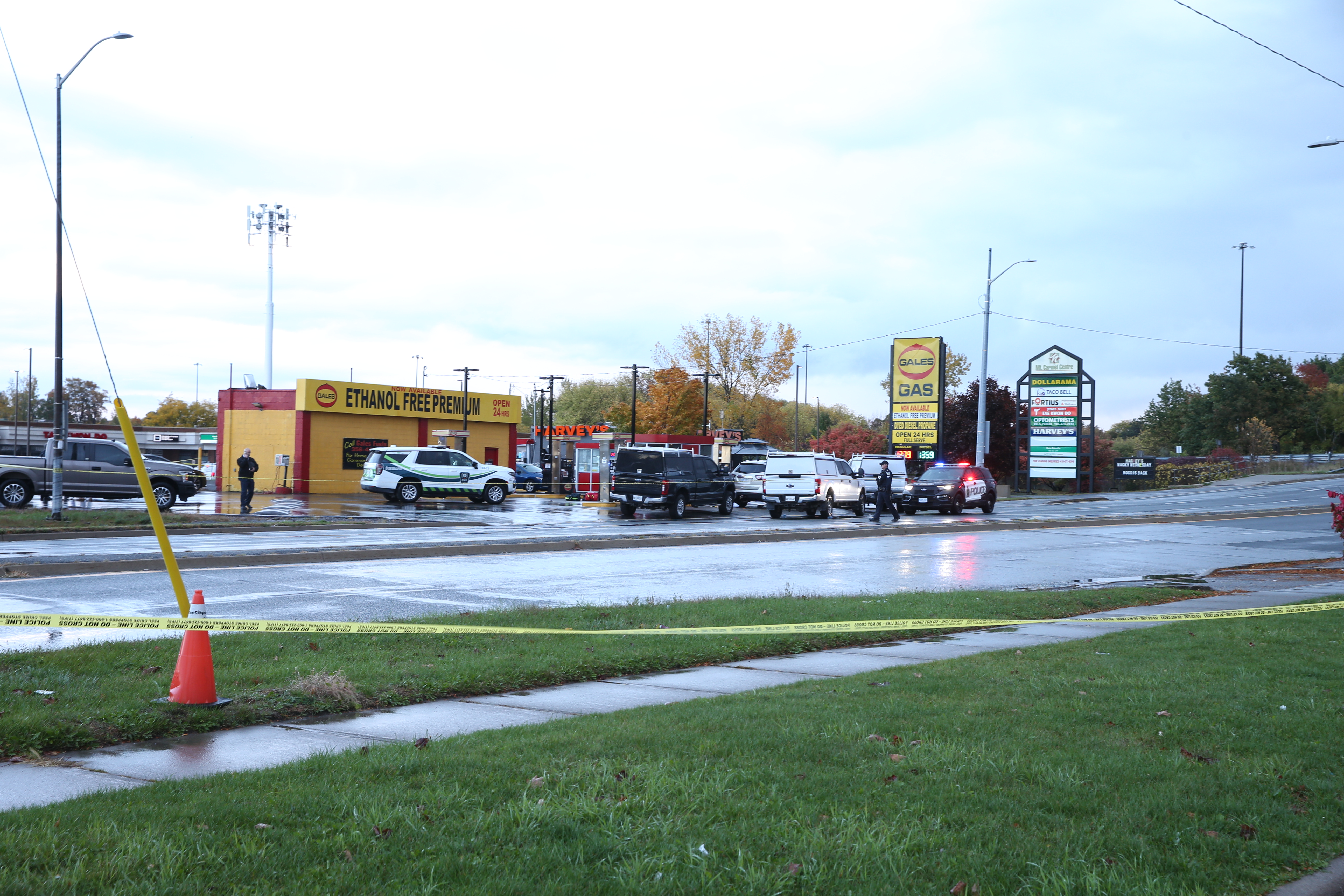 Регионалната полиция на Ниагара казва че заподозреният издирван за фаталната