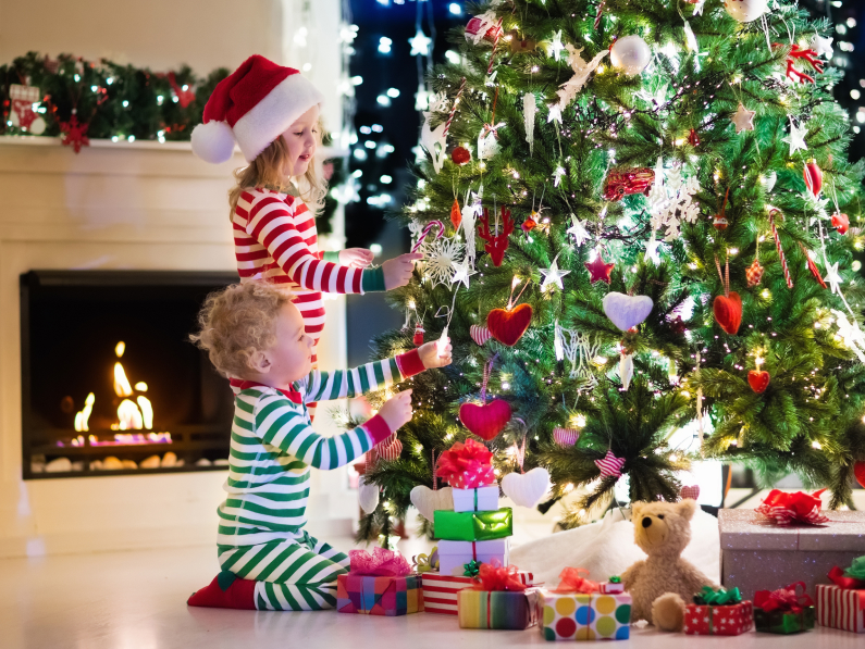 Кураторът независимо решава какви теми и продукти представяме Когато закупите