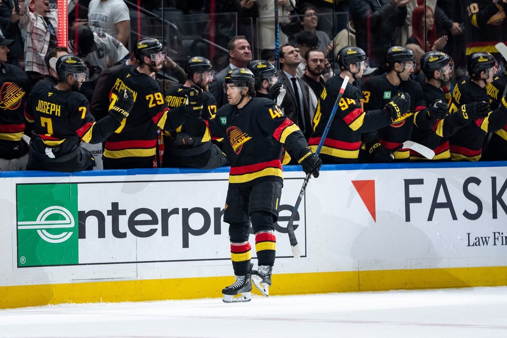 ВАНКУВЪР – С навлизането в сезона на НХЛ малко хора