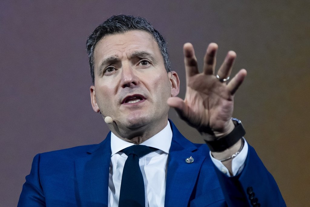 Предстоящият законопроект за поверителността може да включва възрастови ограничения за