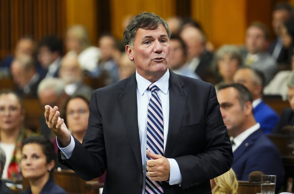 Федералното правителство все още не е издало конкретни критерии за