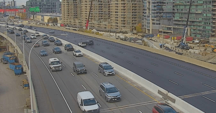 Шофьорите които използват Gardiner Expressway вече ще виждат всички нейни