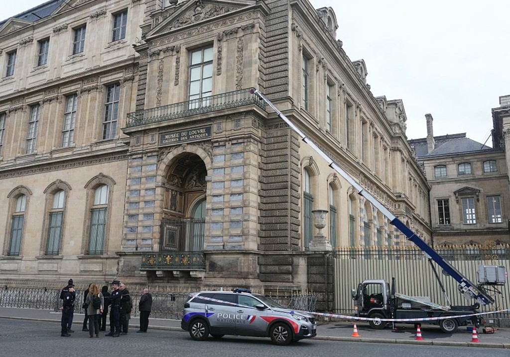 Това което изглежда като кадри от бягството на крадците от