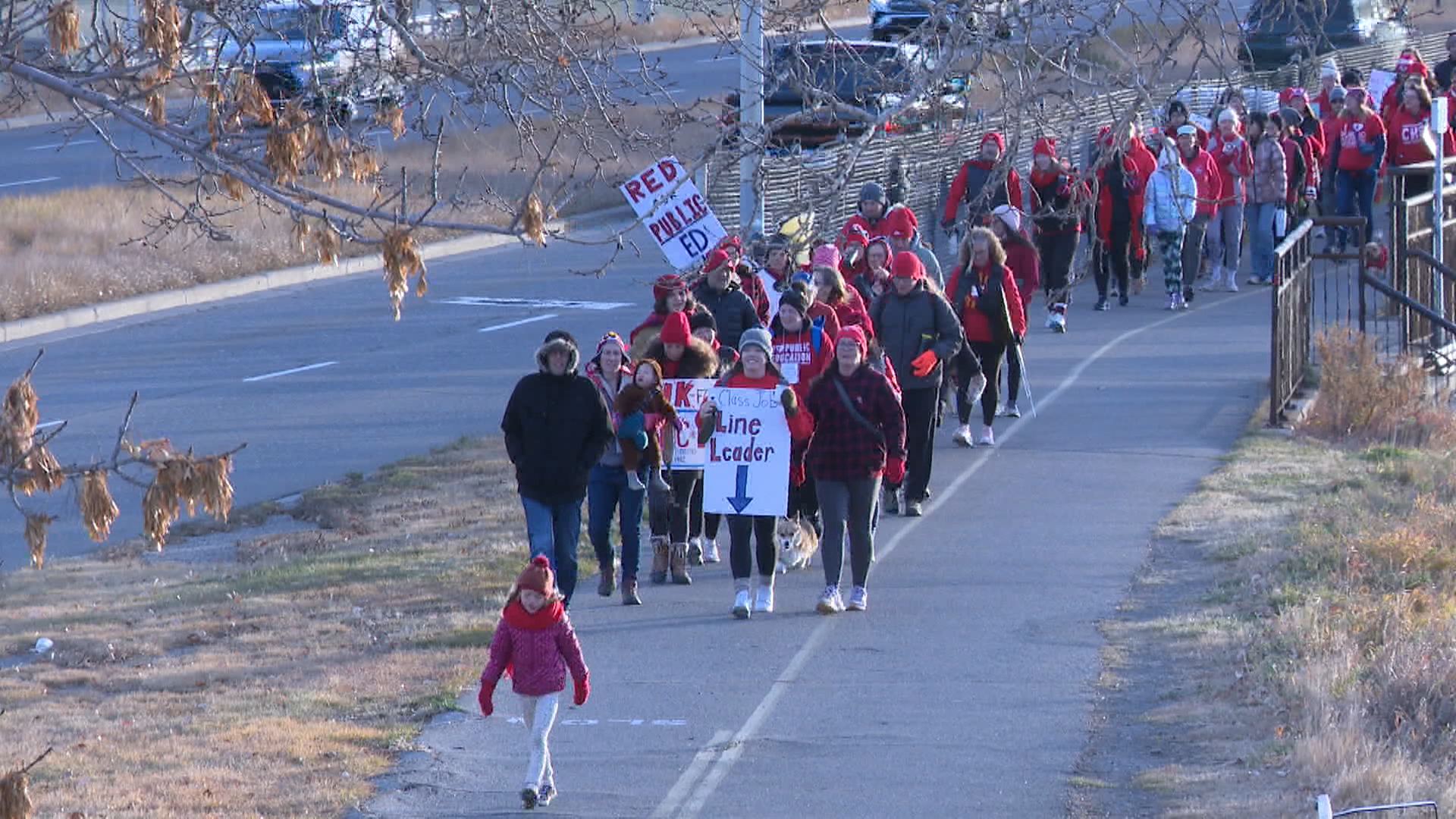 С стачката на 51 000 учители в Алберта в четвъртата