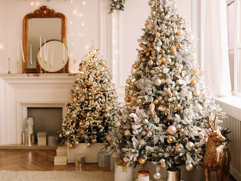 We’ve rounded up the top picks from brands like Simons, Balsam Hill, and Wayfair to make your holiday celebrations extra merry.