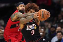 Continue reading: Raptors’ Ingram fined for throwing water bottle