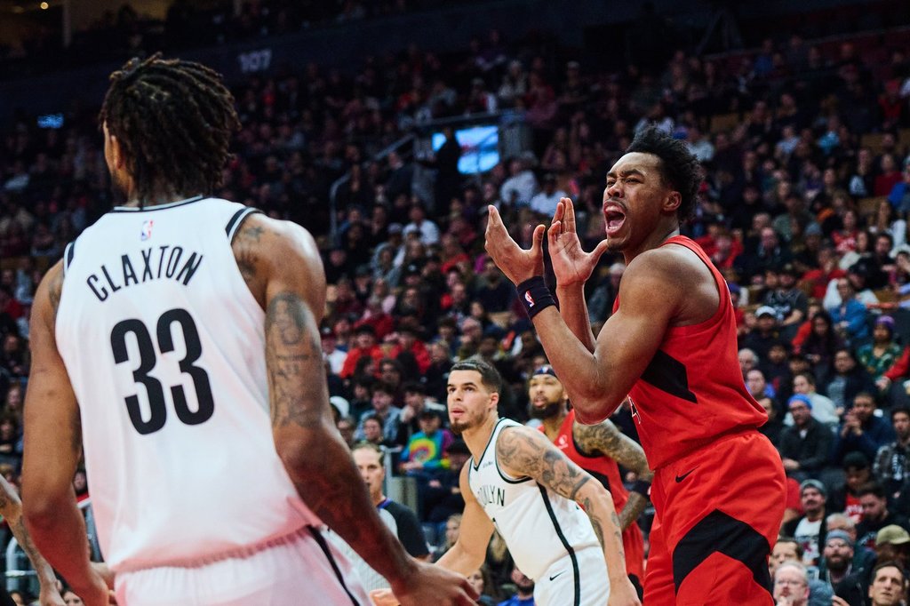 Raptors fend off Nets to win seventh straight