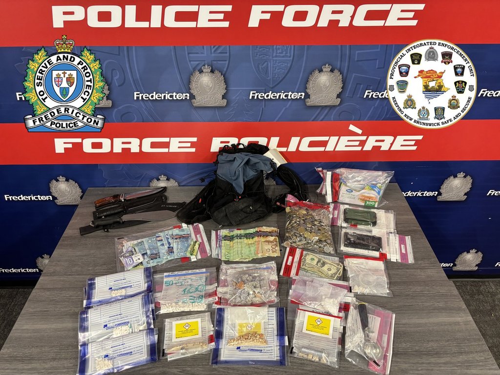 Полицията във Фредериктън съобщи че е конфискувала близо половин килограм
