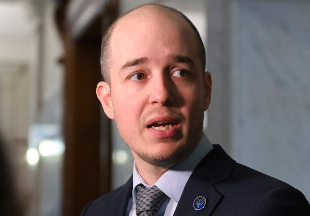 Quebec Solidaire House Leader Alexandre Leduc responds to reporters questions after meeting with the government and Party leaders.