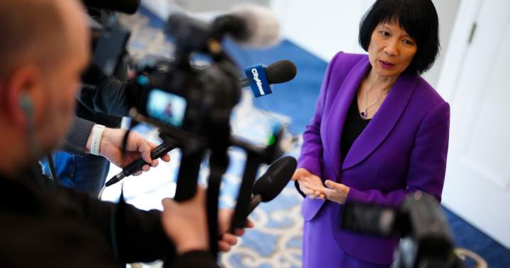 Кметът на Торонто Оливия Чоу призовава правителството на Ford да
