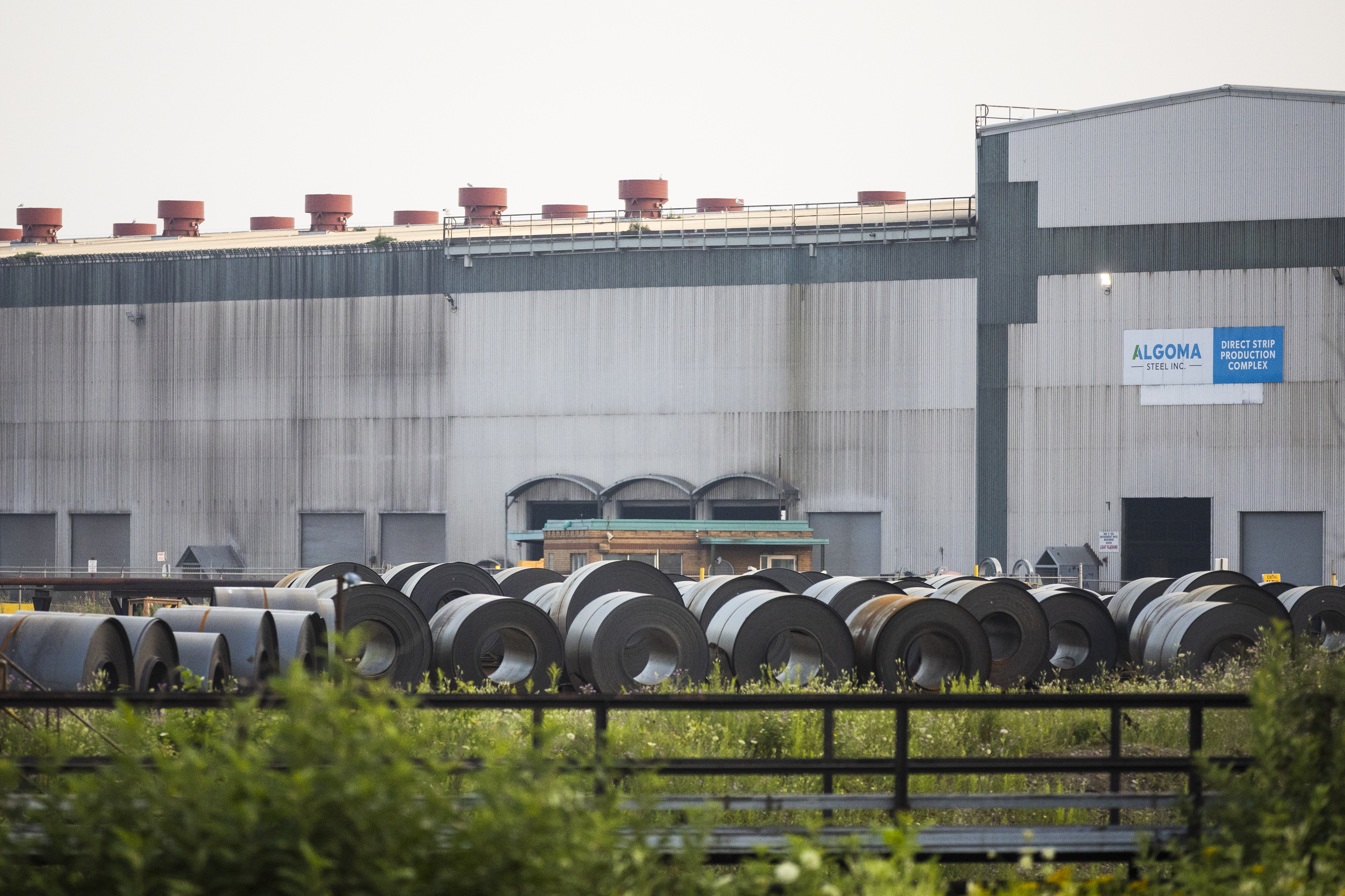 Осем месеца след спечелването на избори с обещанието да защити