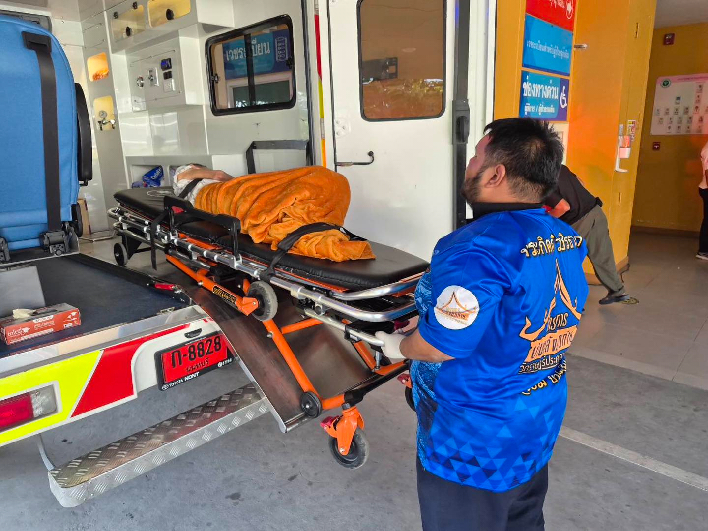 65 годишна тайландка за която се смяташе че е мъртва шокира