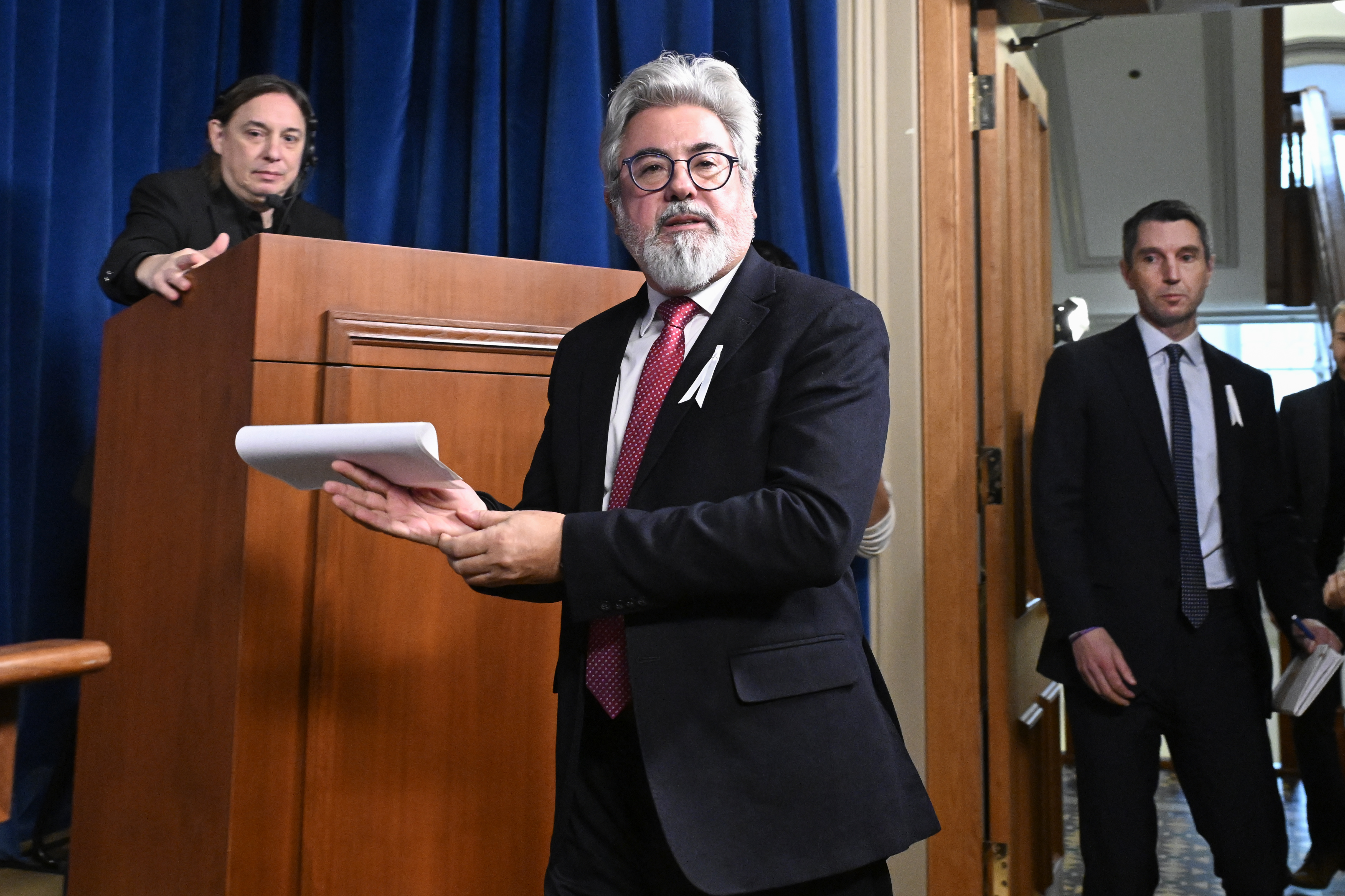 National Assembly returns as turmoil engulfs Quebec Liberals and Quebec Solidaire