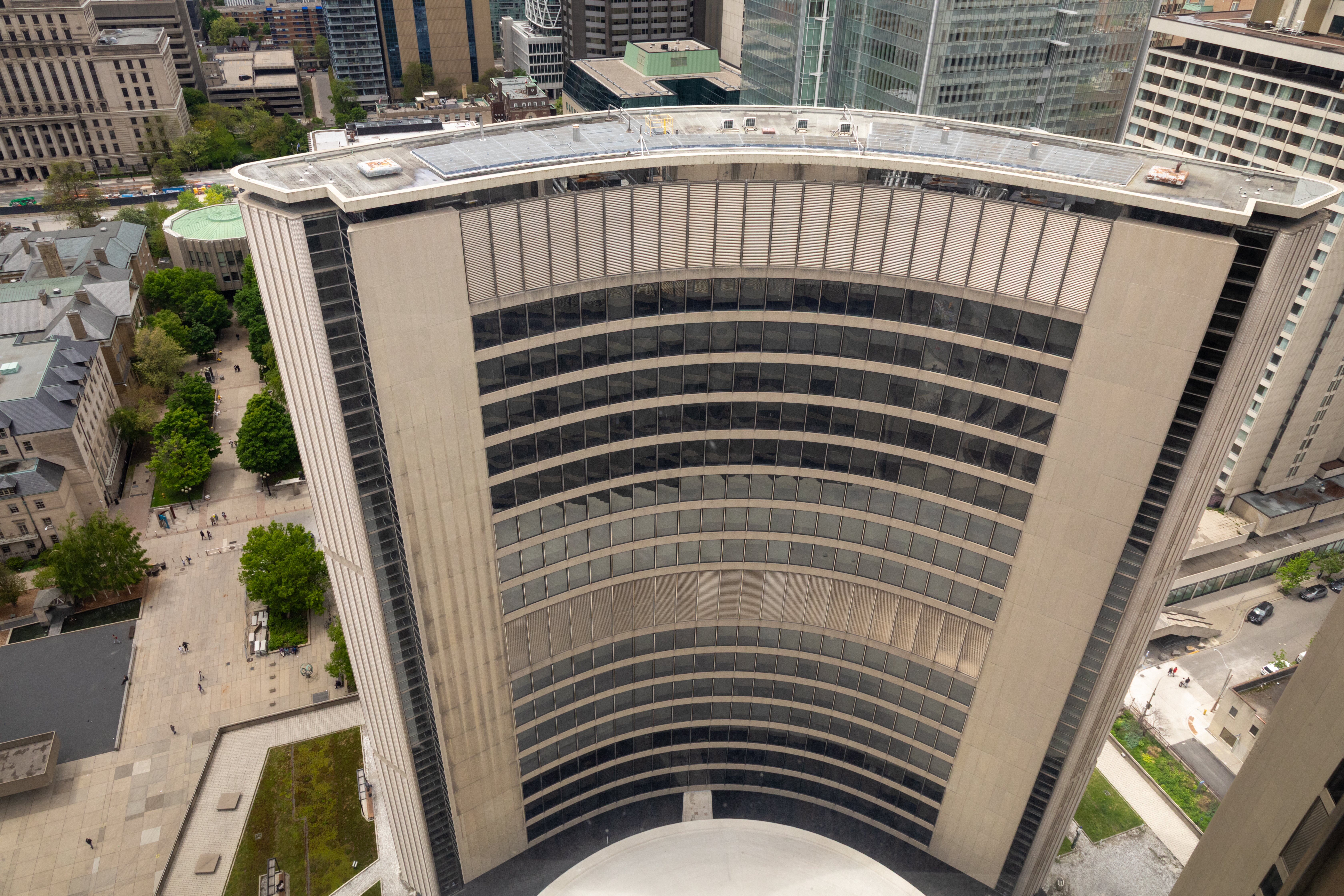 Градската администрация на Торонто разследва след като изглежда че един