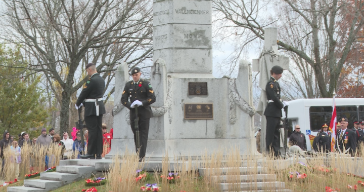 Хората в Ню Брънзуик участваха в церемониите в Деня на