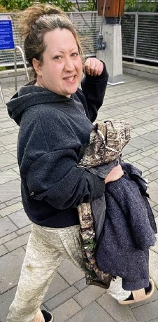 Woman wanted for assault for reportedly giving 3 babies skin-to-skin contact in Surrey hospital