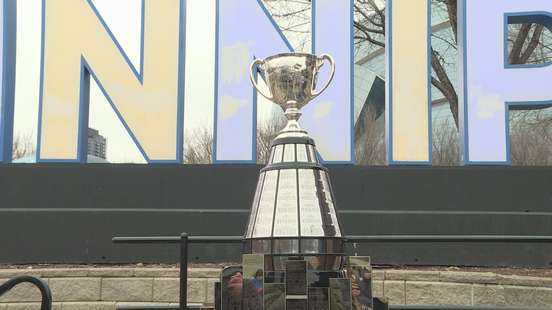 ‘No other place like Winnipeg’: Grey Cup weekend kicks off in Manitoba’s capital