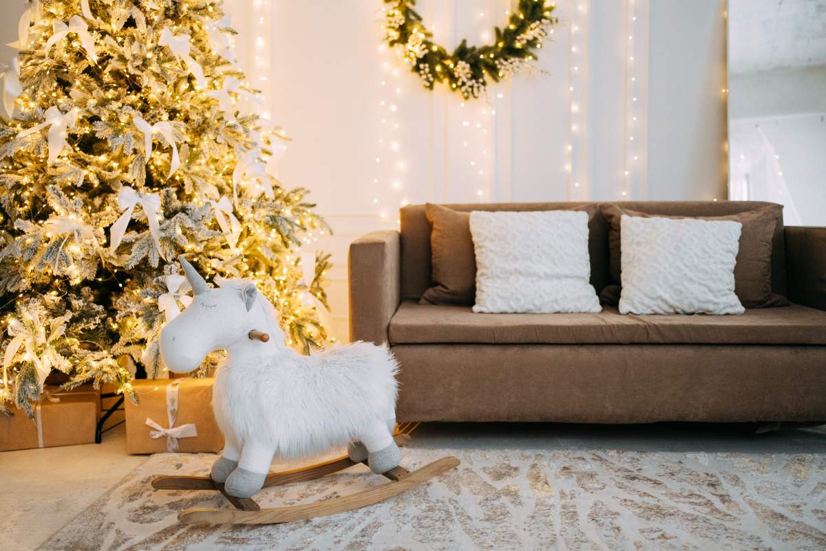 holiday hosting hacks