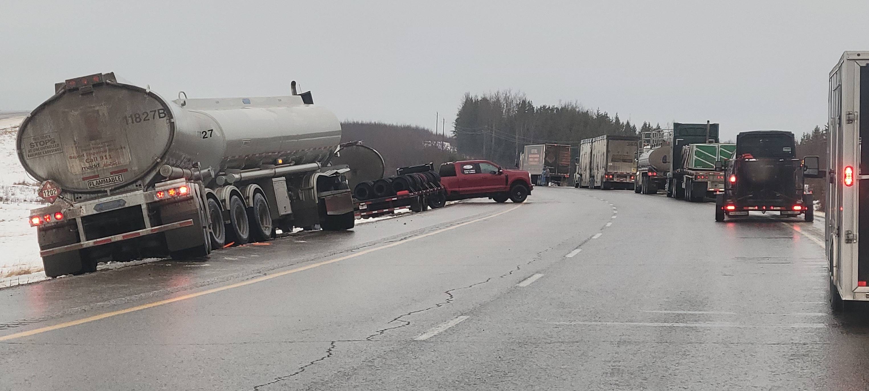 RCMP warn to stay off Highway 63 as freezing rain causes crashes, traffic standstill