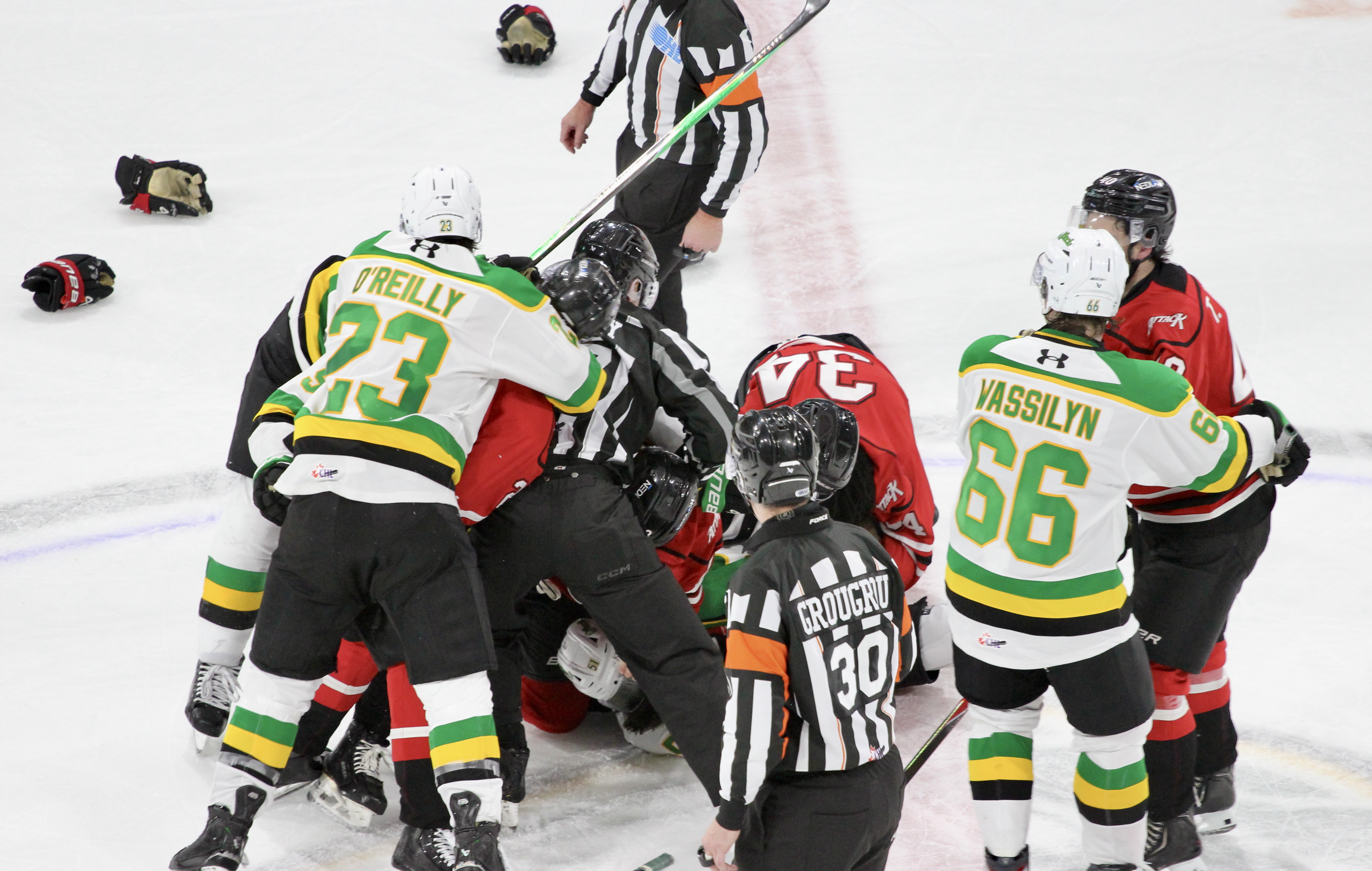 Jaxon Cover отбеляза веднъж добави асистенция и беше обявен за