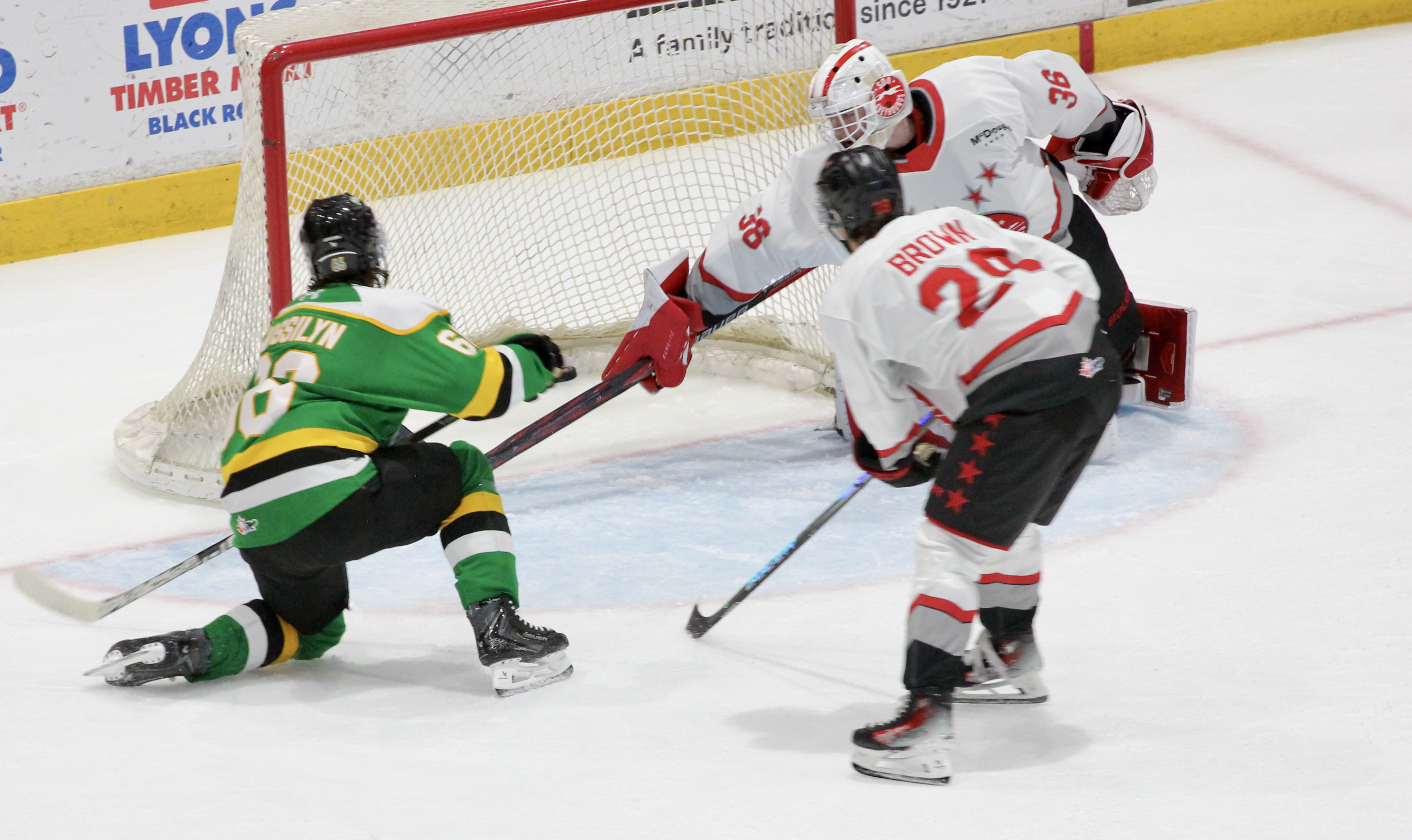 London Knights finish off northern road trip wth 4-3 win over the Soo Greyhounds