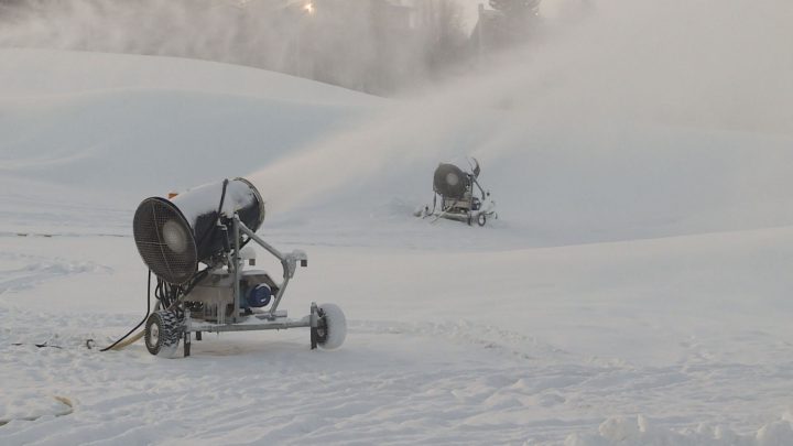 Edmonton ski hills eager to welcome snow enthusiasts back to the slopes