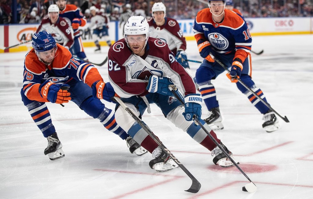 EDMONTON – Colorado Avalanche изпращат съобщения от началото на сезона