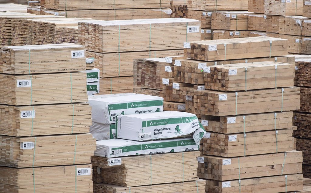 B.c. Premier Can’t Understand ‘why’ Softwood Lumber Is Not On Tariff Relief List - Beritaja