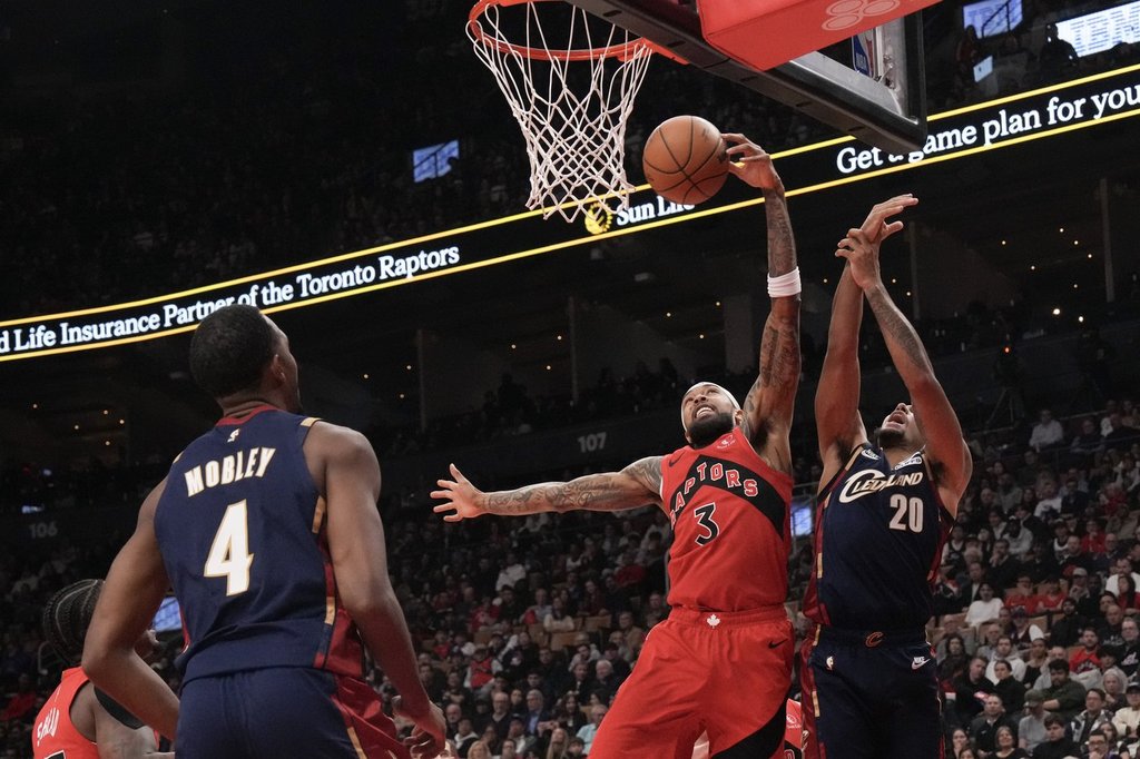 Ingram’s season-high 37 points leads Raptors