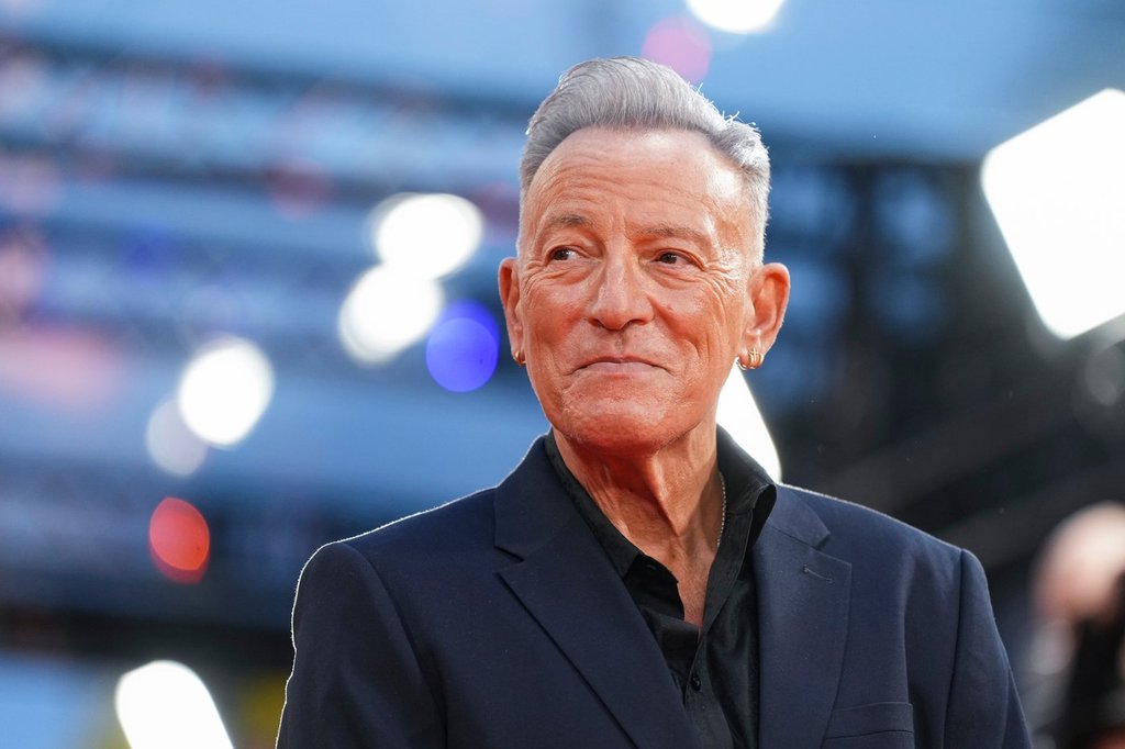 Ongoing History Daily: The Bruce Springsteen hit he originally wrote for The Ramones