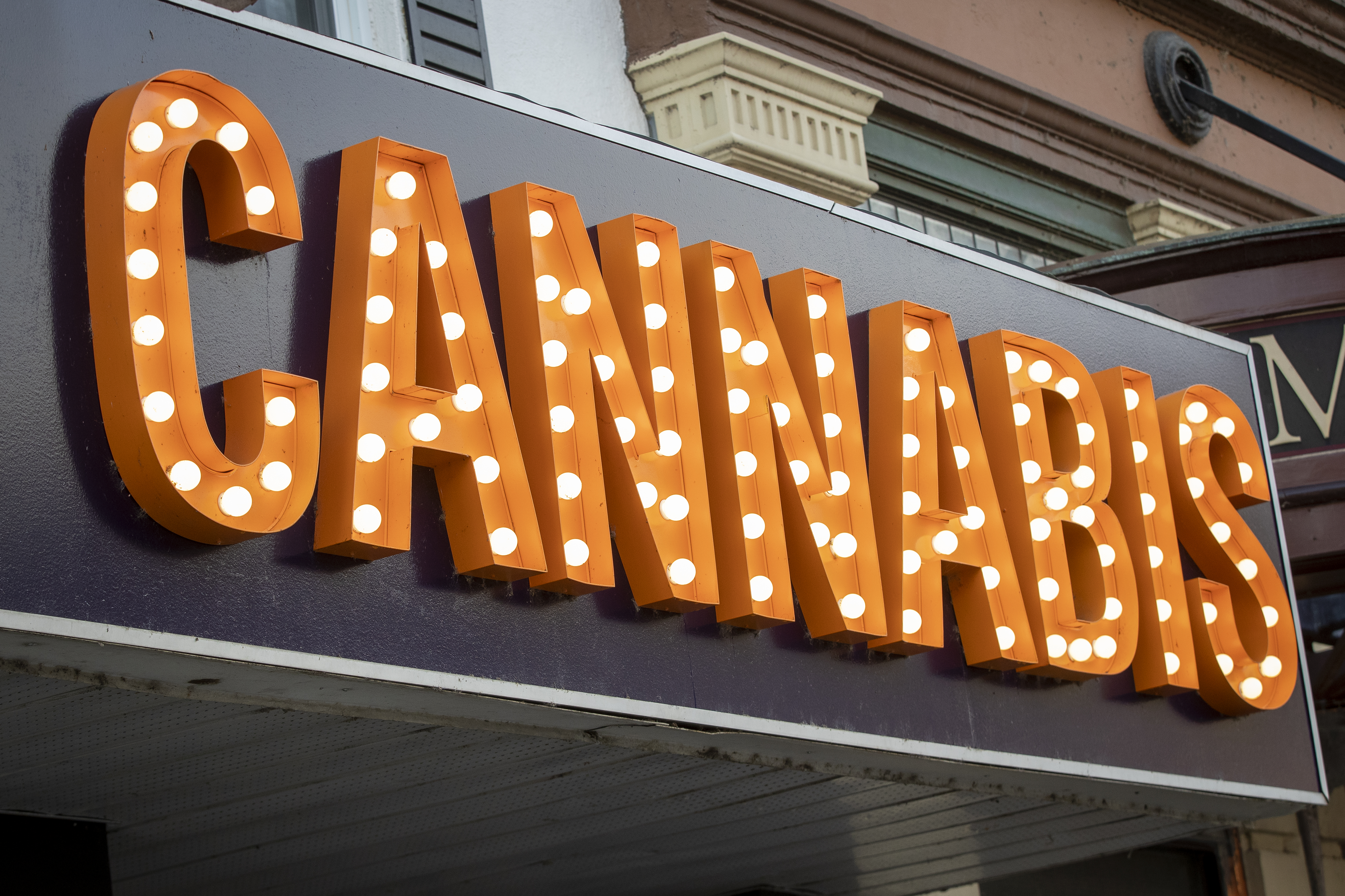 Отава и провинциите са натрупали над 5 4 милиарда долара данъчни