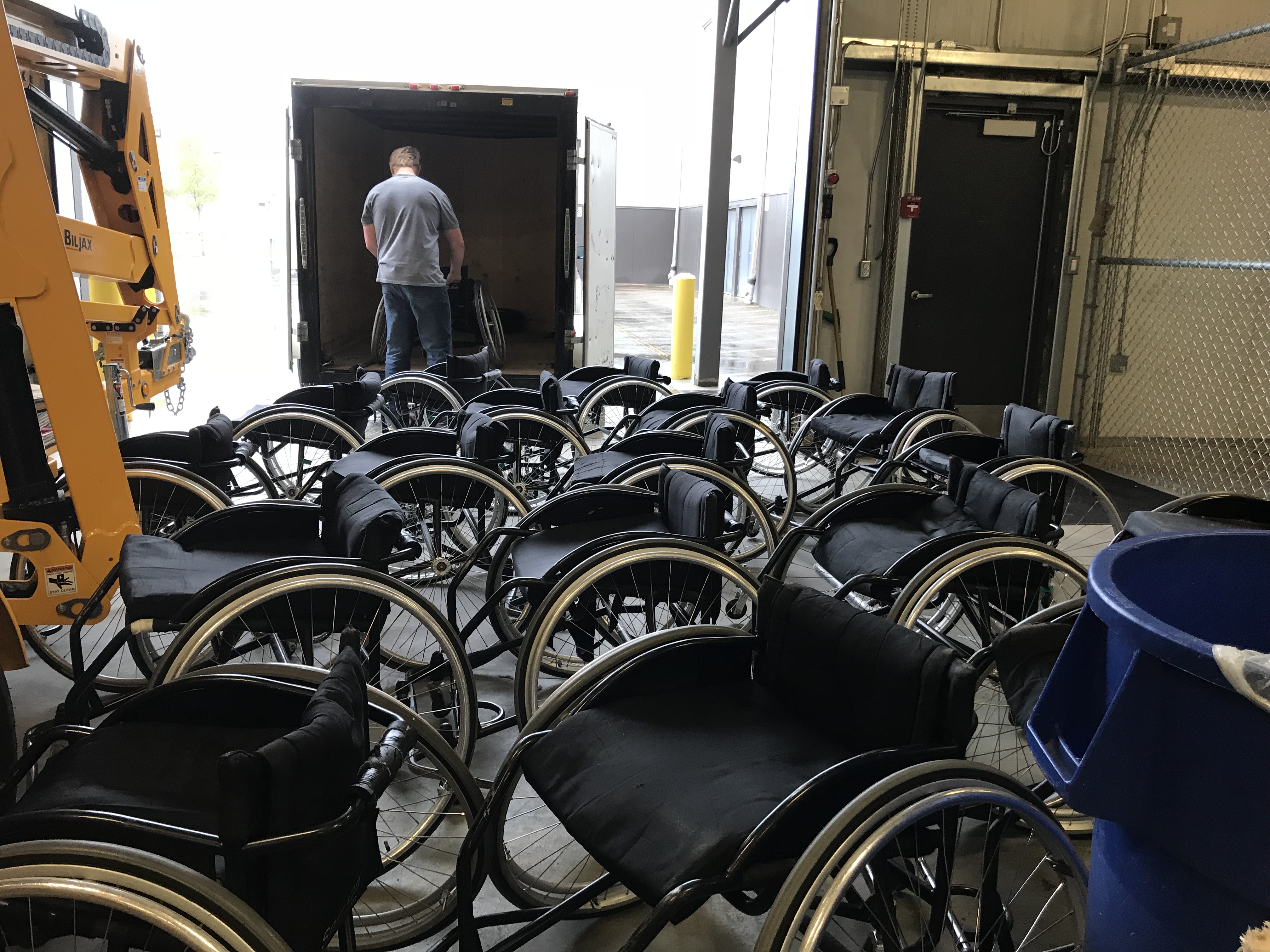 Alberta basketball club’s trailer of sports wheelchairs stolen in Stony Plain