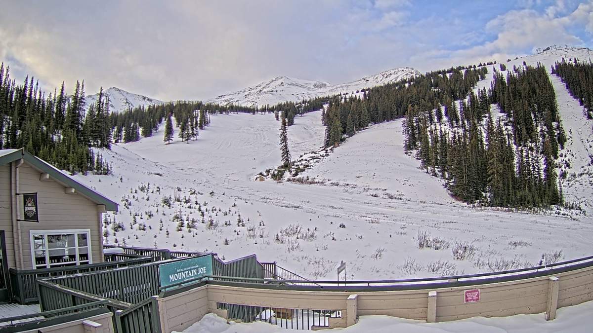 The mid-mountain area of Marmot Basin ski resort in early November 2025.