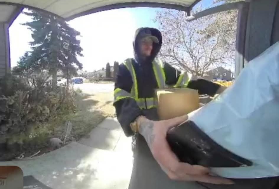 Един на всеки 10 канадци е бил жертва на пирати