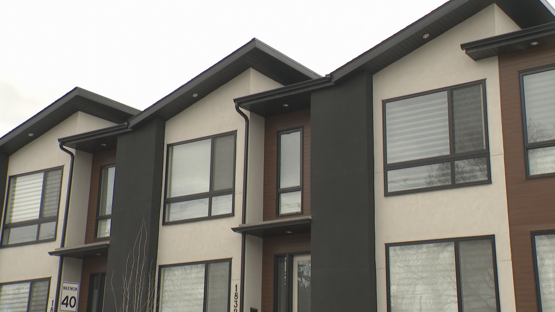 Calgary city councillors, mayor to introduce motion to repeal citywide rezoning