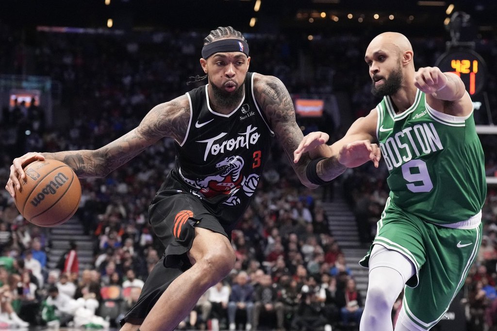 Brown, Celtics hold off Raptors 121-113