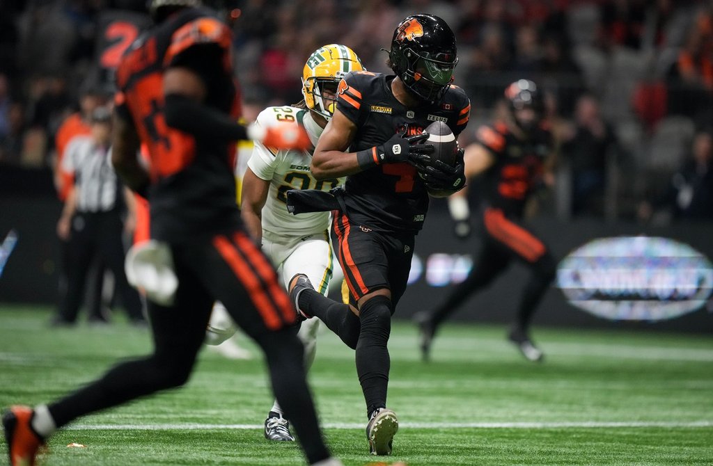 B.C. Lions sign receiver Hatcher to extension