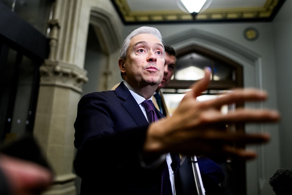 Champagne defends Stellantis contracts as MPs press on job guarantees