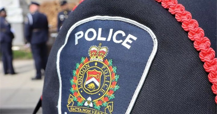 19 годишен мъж от Торонто е обвинен след като предполагаемо