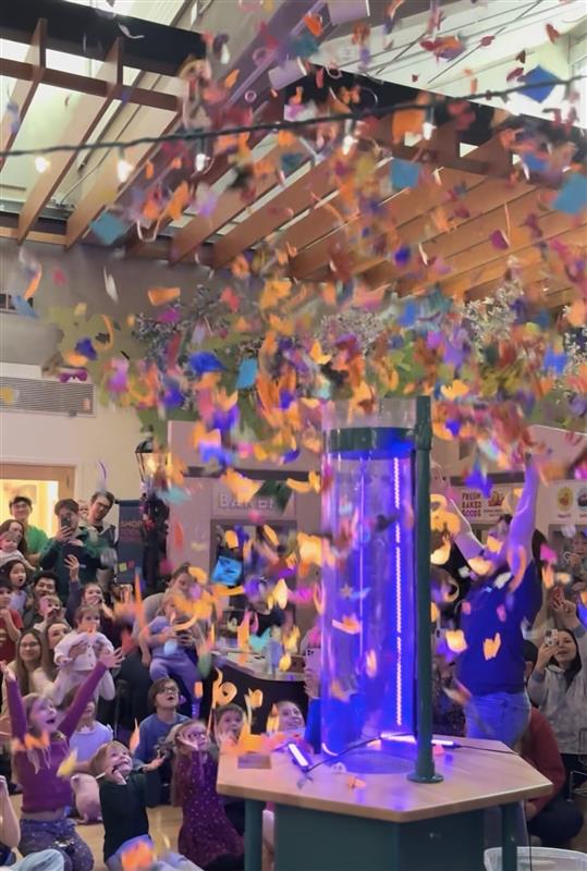 в СаскатунДетският музей Nutrien Wonderhub в Саскатун помогна на децата