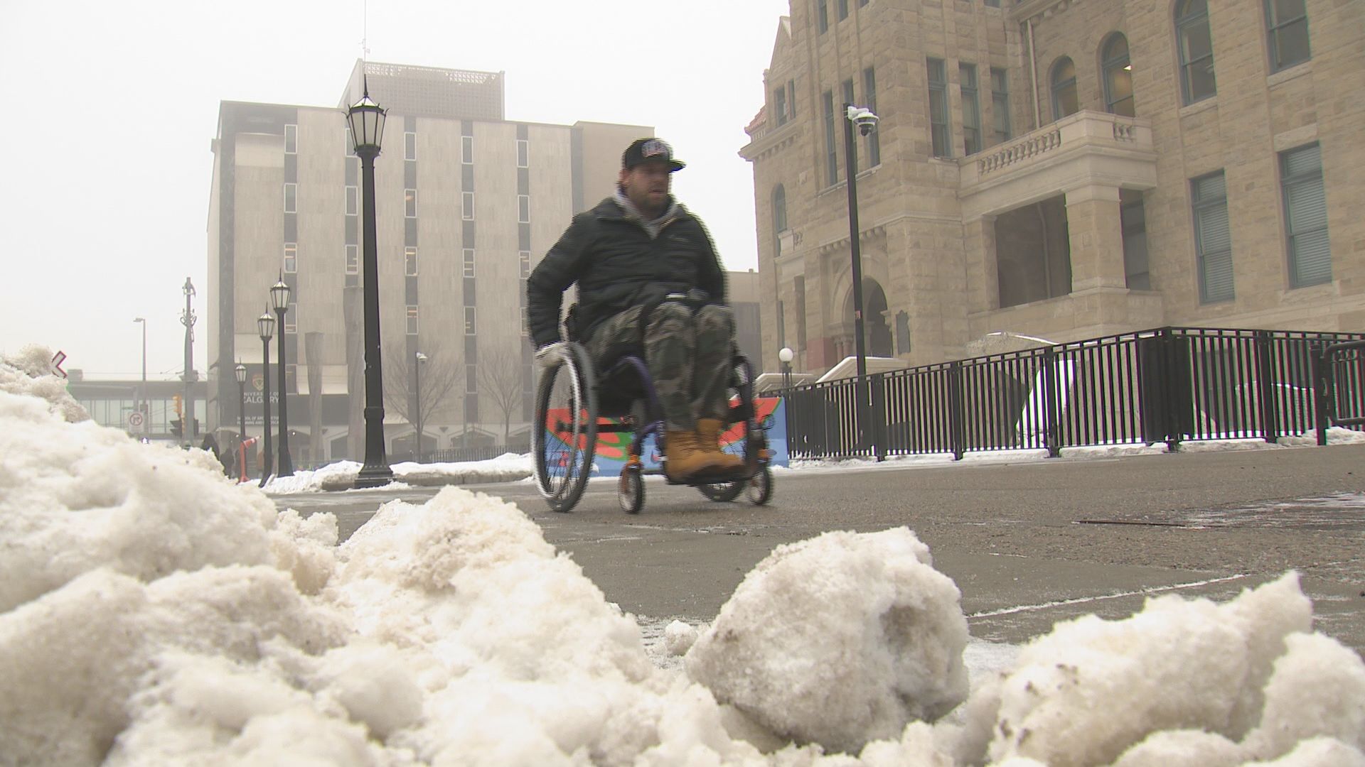Придвижването из Калгари през зимните месеци може да бъде предизвикателство