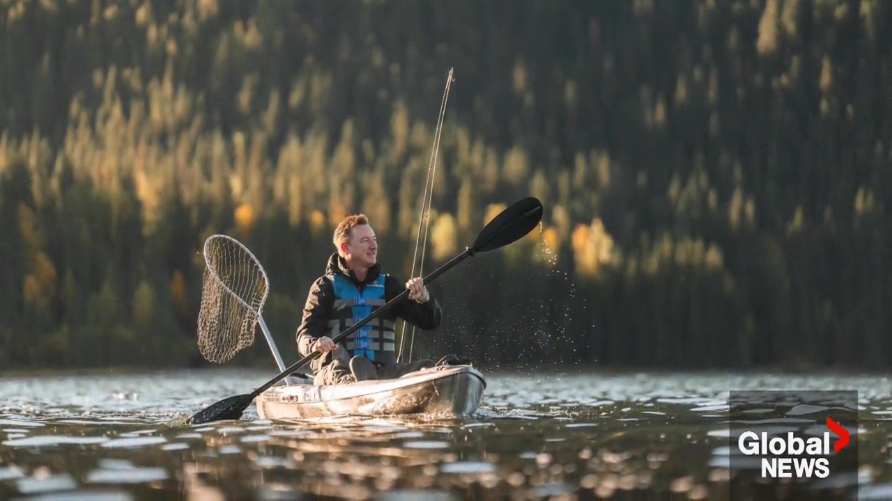 Alberta outdoorsman се надява, че книгата ще вдъхнови канадците да се свържат с природата