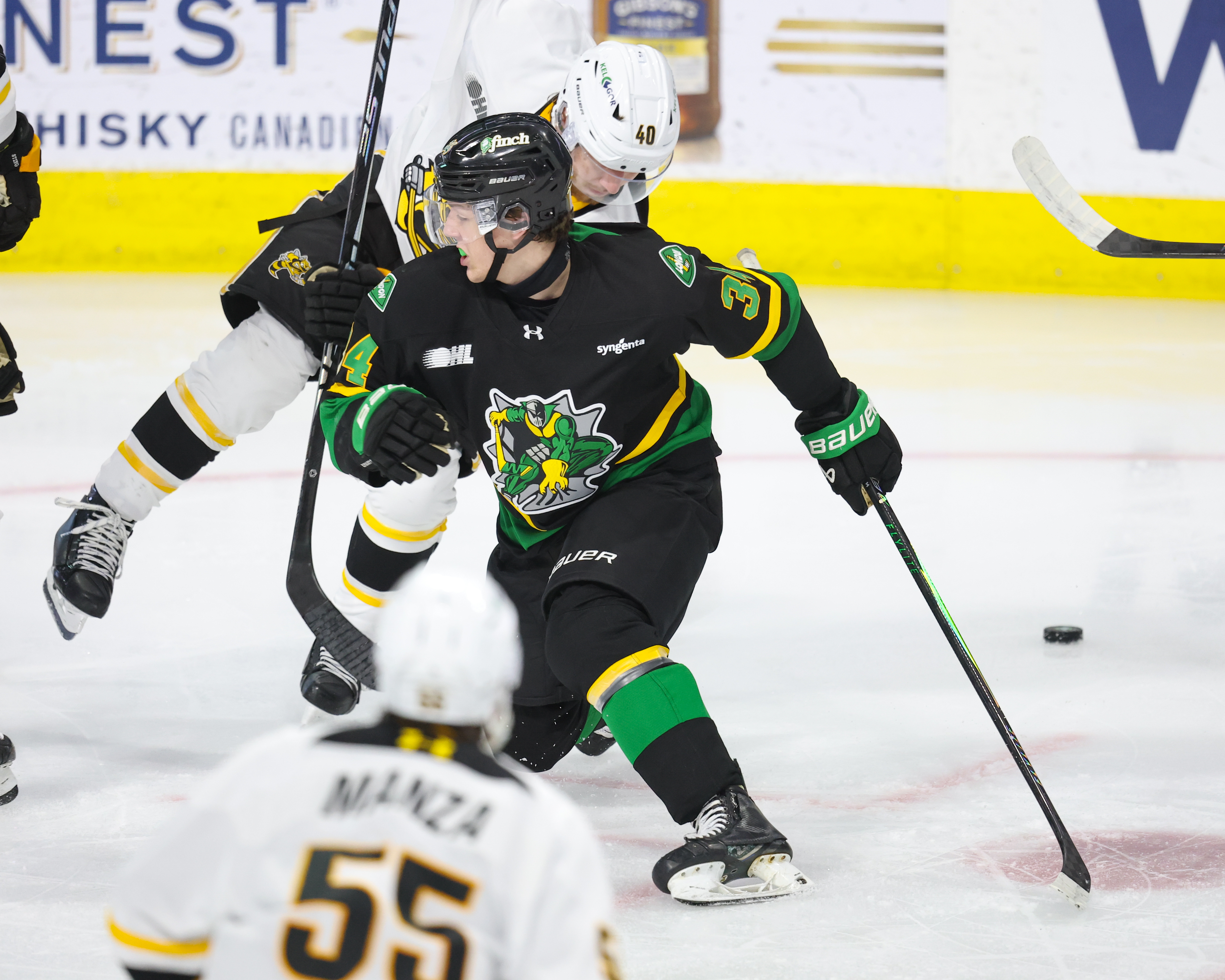 London Knights спечелиха 4-ти пореден мач, побеждавайки Sting в Sarnia
