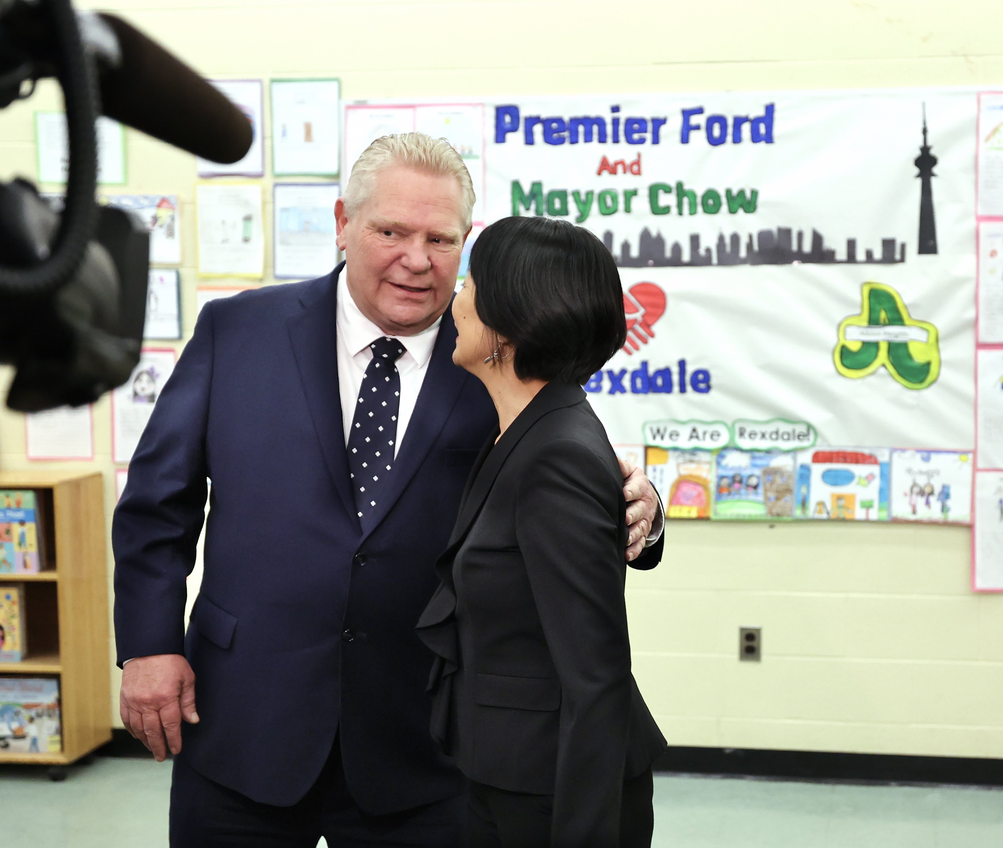 Премиерът на Онтарио Дъг Форд казва че няма да се