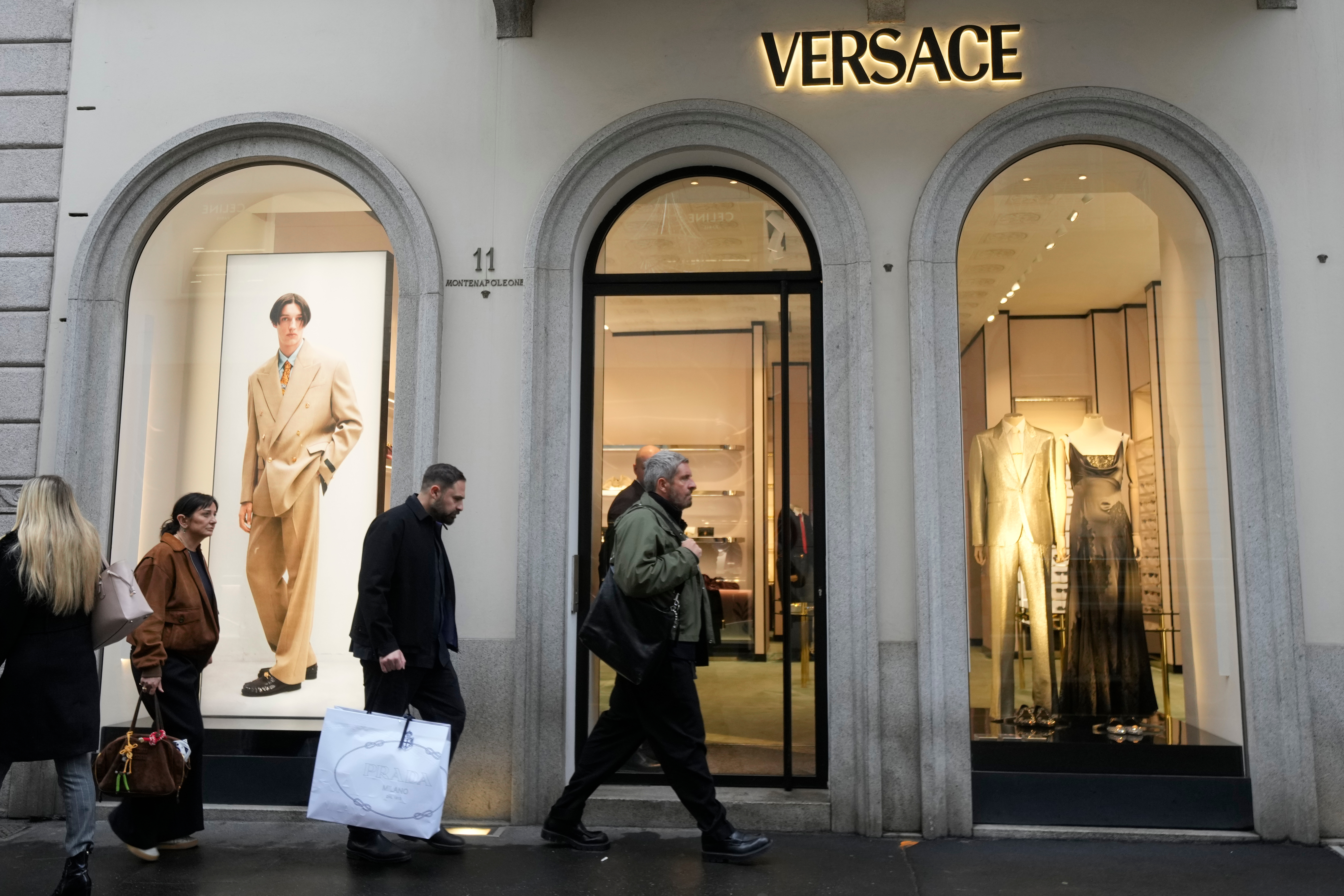 Prada takes ownership of fashion rival Versace in $1.4-billion