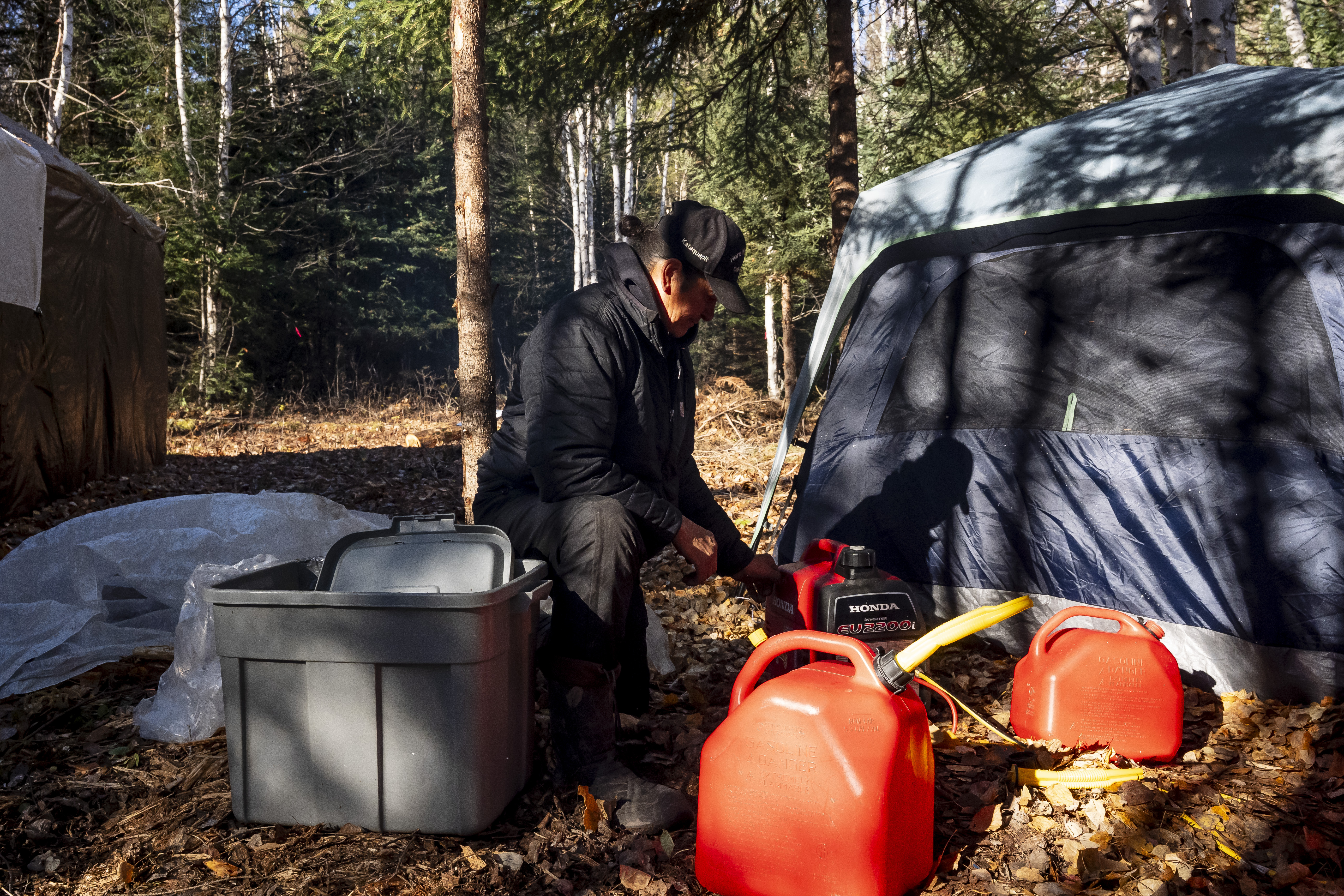 Защо северните първи нации все още разчитат на дизелово гориво — и какво може да захрани желания Огнен пръстен