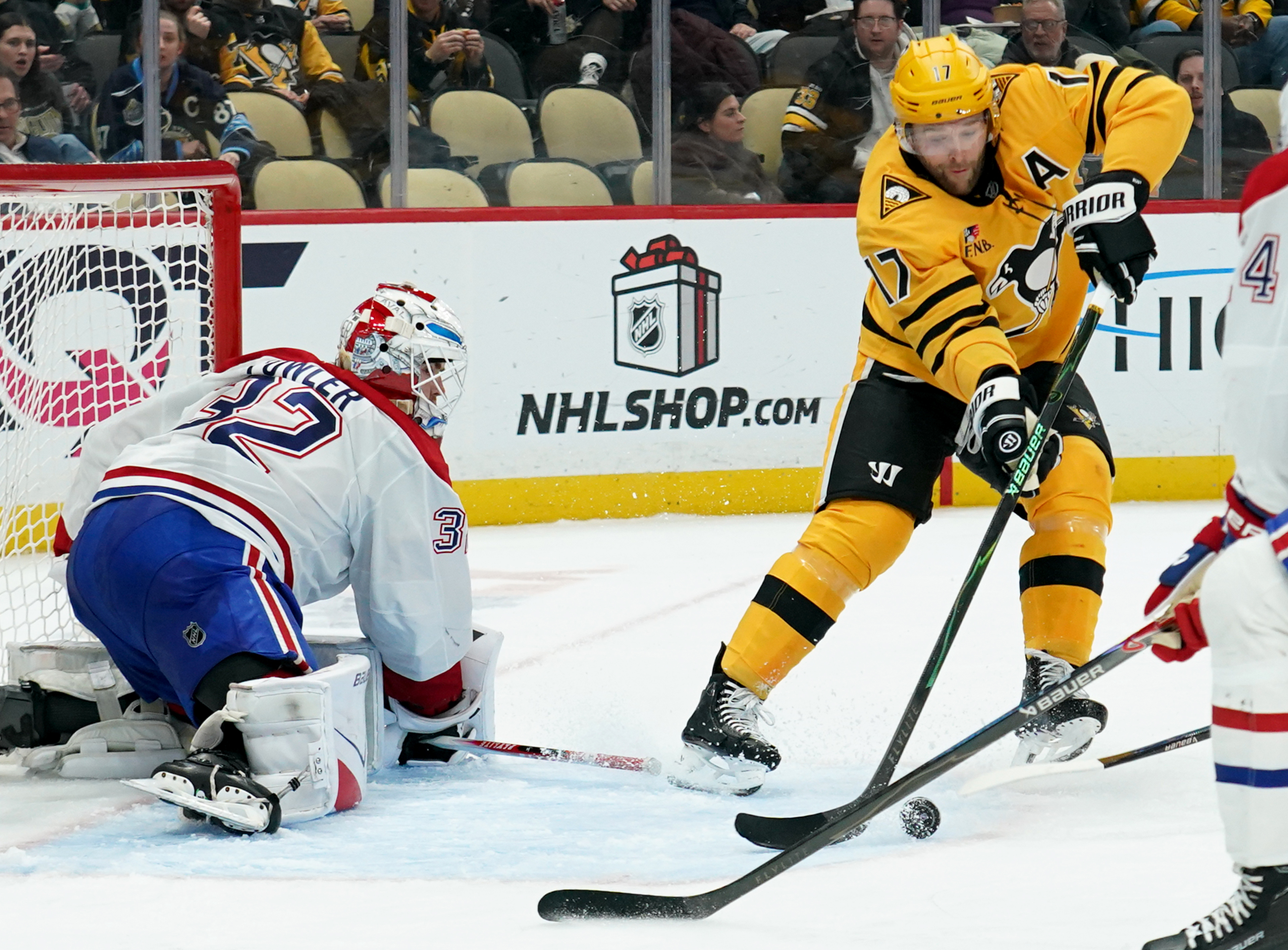 Рутините на Монреал Канадиънс и Питсбърг Пингуинс бяха повлияни от