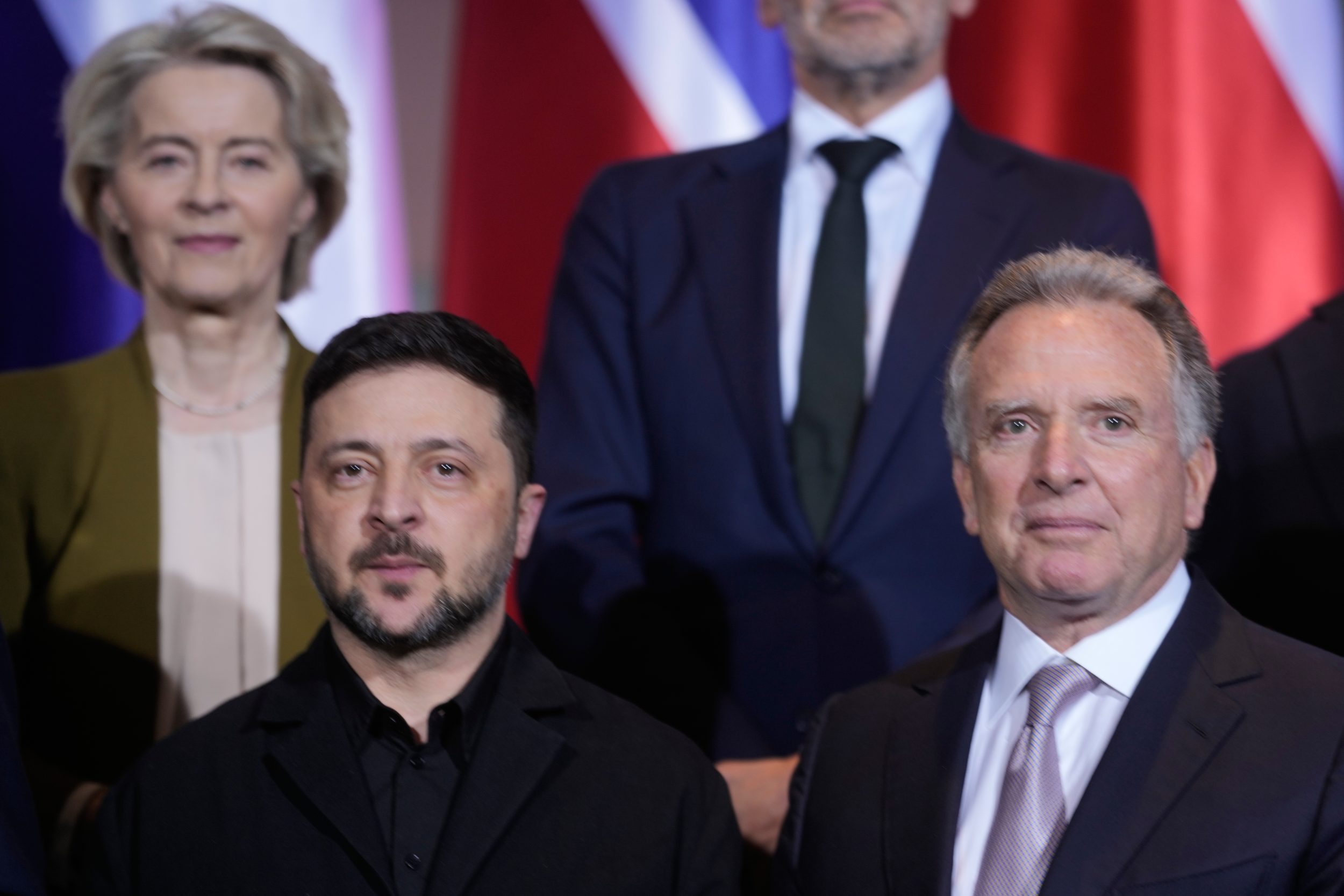 Мирните преговори в Украйна предвиждат споразумения за гаранции за сигурност, членство в ЕС