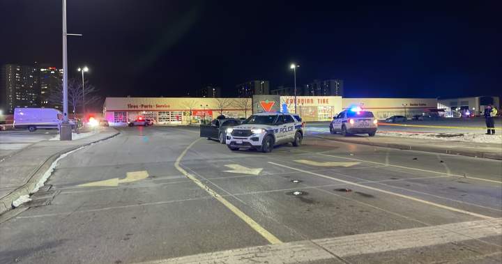 Регионалната полиция на Пийл съобщи че 25 годишен мъж е починал